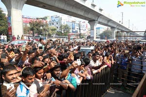 Lavanya Tripathi Launches Dilsukhnagar Happi Mobiles Store