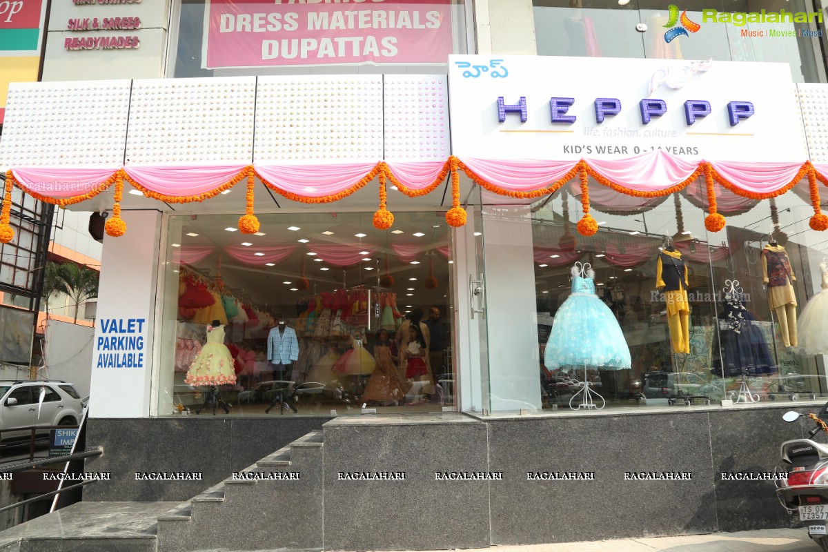 Shashi Nahata Inaugurated HEPPPP’s New Store at Somajiguda