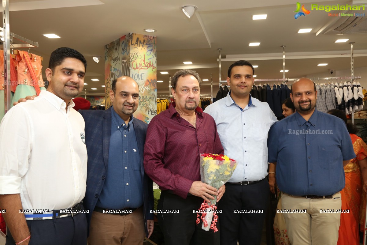 Shashi Nahata Inaugurated HEPPPP’s New Store at Somajiguda