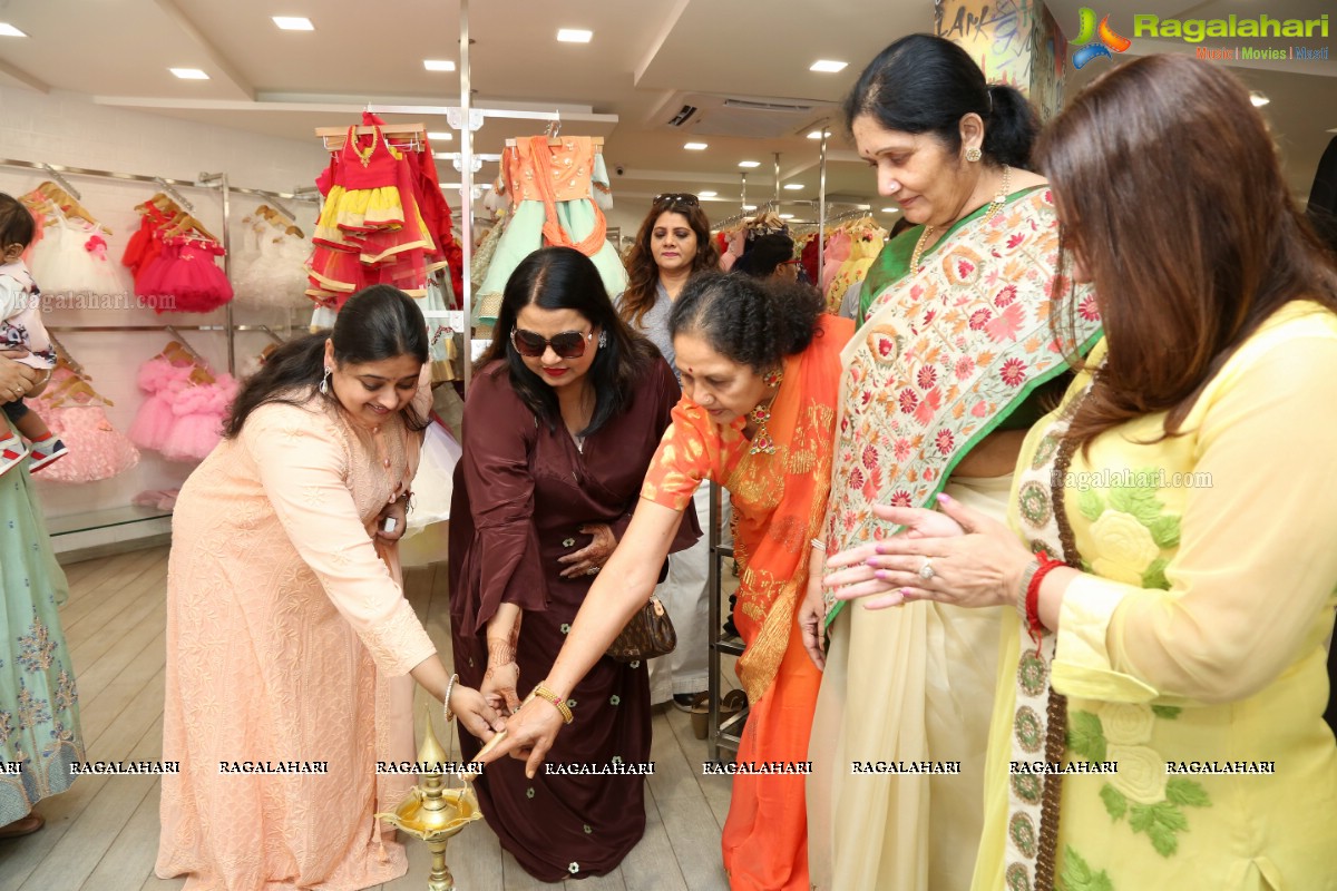 Shashi Nahata Inaugurated HEPPPP’s New Store at Somajiguda