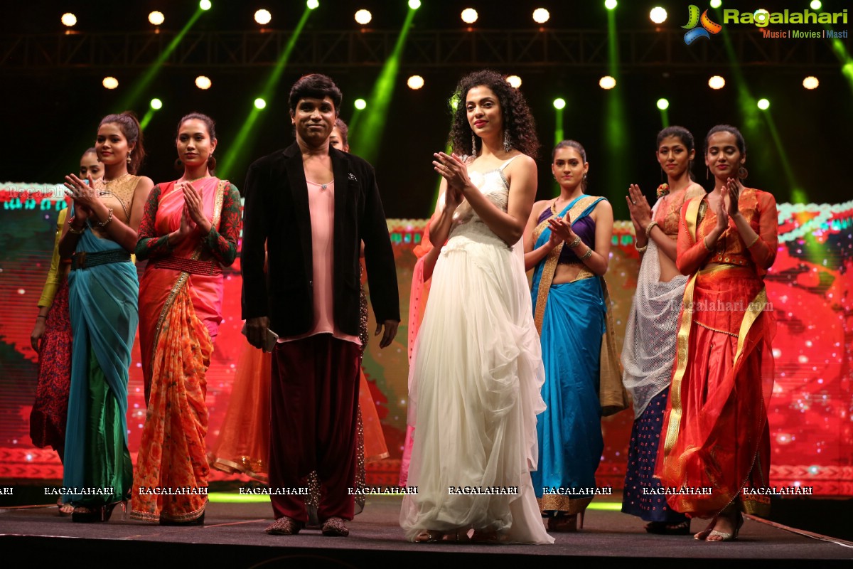 Indywood Film Carnival 4th Edition Day 4 - Fashion Show & Yuva Ratna Awards