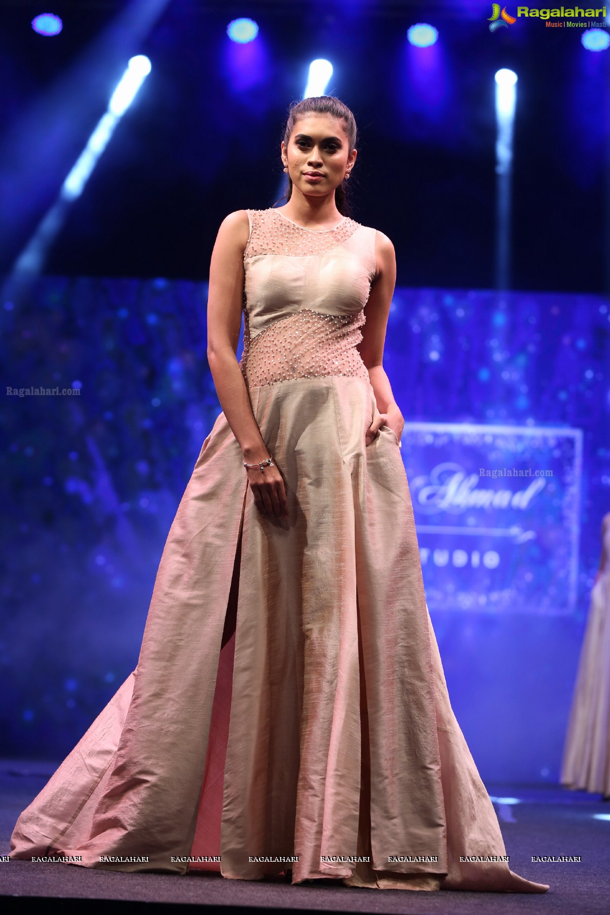 Indywood Film Carnival 4th Edition Day 4 - Fashion Show & Yuva Ratna Awards