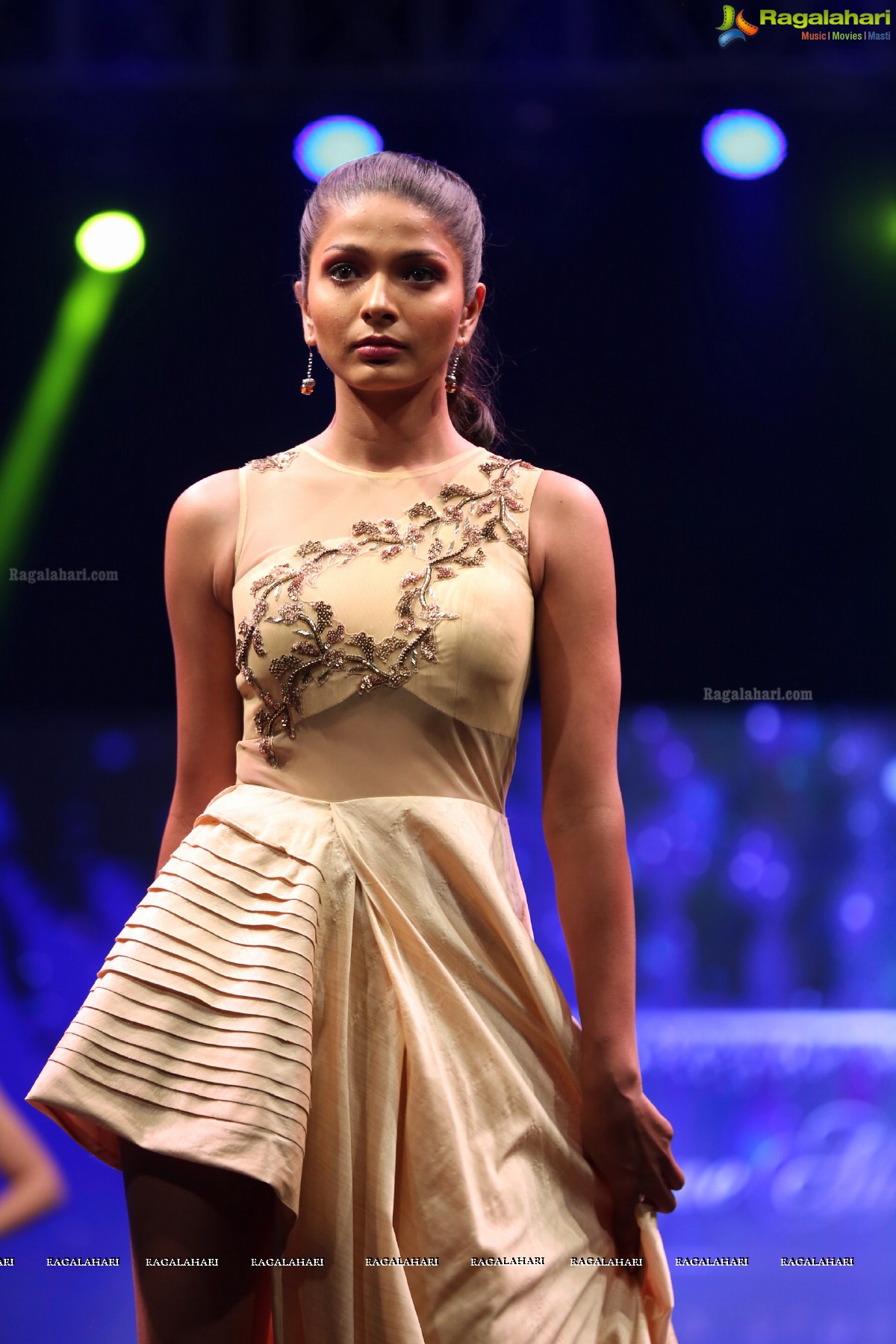 Indywood Film Carnival 4th Edition Day 4 - Fashion Show & Yuva Ratna Awards