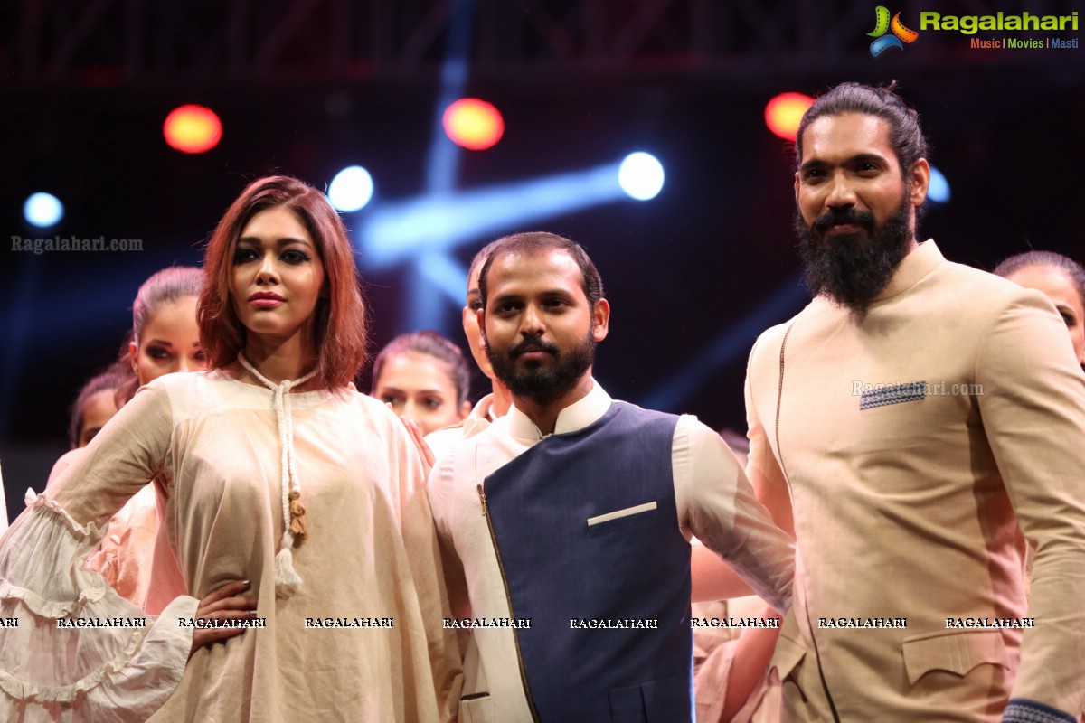 Indywood Film Carnival 4th Edition Day 2 - Fashion Show