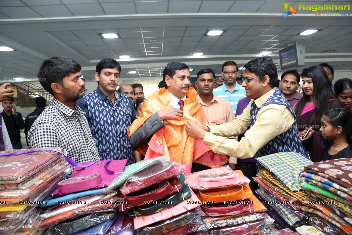 IT Handloom Mela Begins at Ameerpet Metro Railway Station 