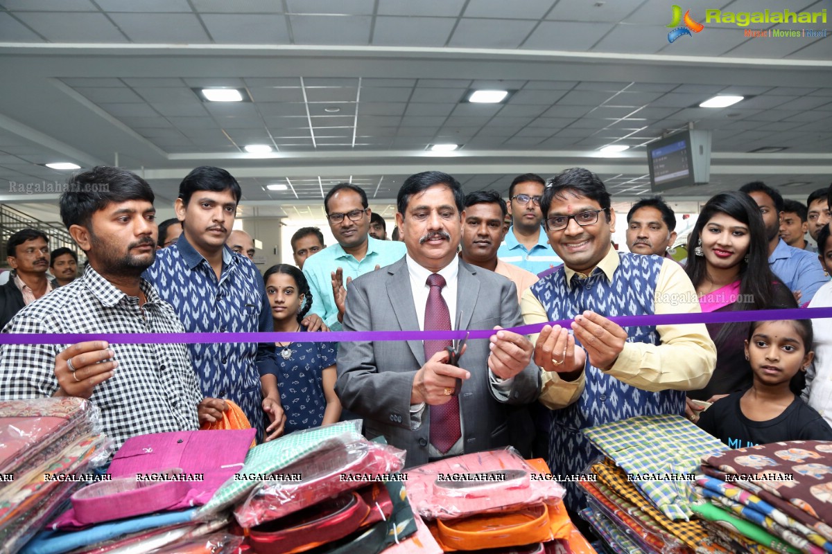 IT Handloom Mela Begins at Ameerpet Metro Railway Station 