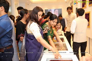 Manjula Jewels Opens Its First Store 