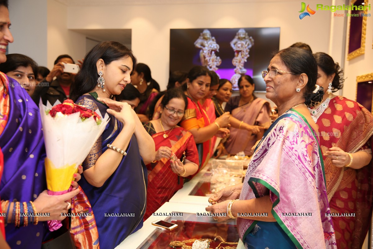 KTR Launches Manjula Jewels First Store In Hyderabad at Banjara Hills