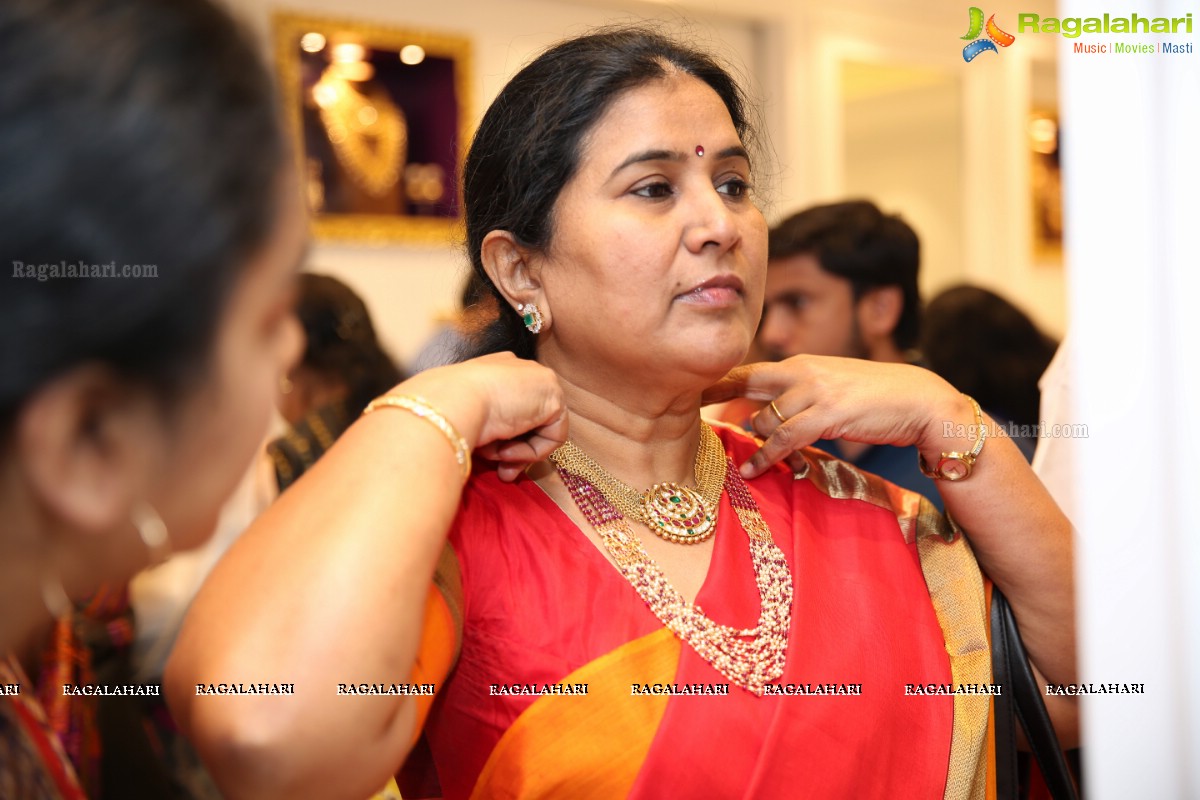 KTR Launches Manjula Jewels First Store In Hyderabad at Banjara Hills