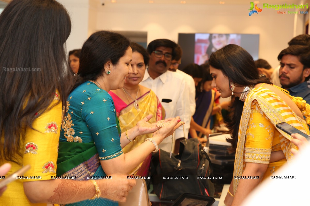 KTR Launches Manjula Jewels First Store In Hyderabad at Banjara Hills