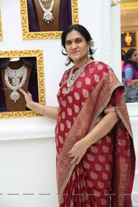 Manjula Jewels Opens Its First Store 