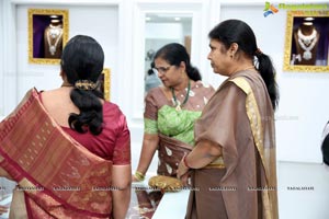 Manjula Jewels Opens Its First Store 