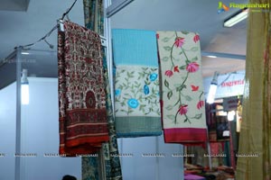 Daksha Nagarkar Inaugurates National Silk Expo