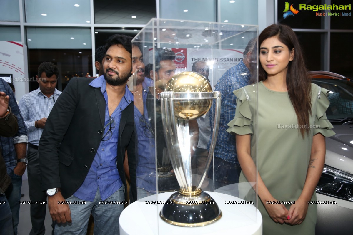 ICC Cricket World Cup 2019 Trophy Driven by Nissan Kick at Vibrant Nissan Hyderabad 