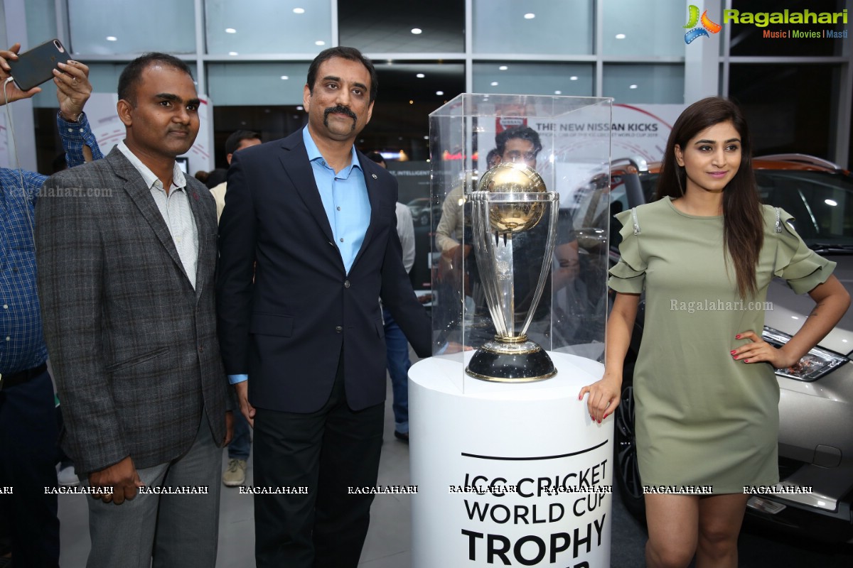 ICC Cricket World Cup 2019 Trophy Driven by Nissan Kick at Vibrant Nissan Hyderabad 