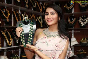 Sutraa Premium Fashion & Lifestyle Exhibition Begins