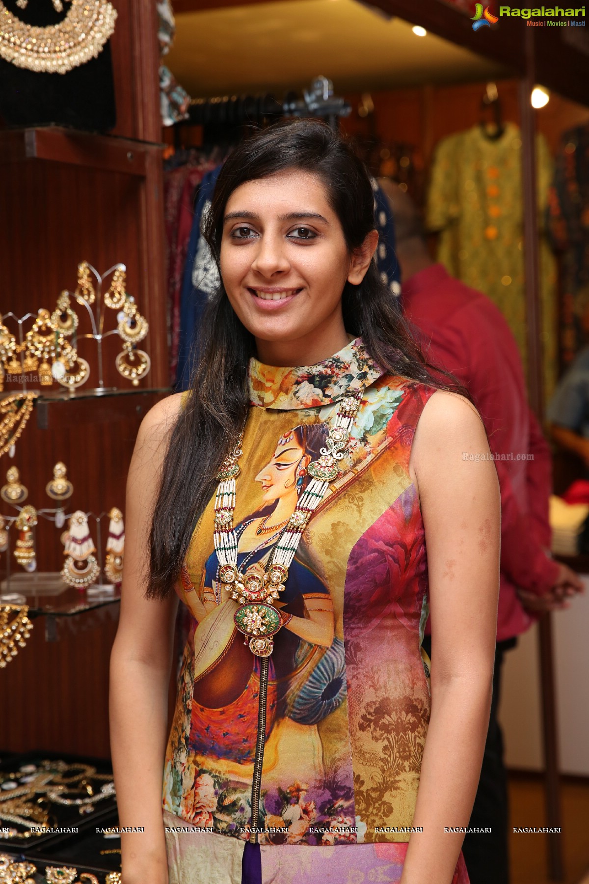 Monica Sharma Launches The Grand Wedding Edit Of Sutraa Exhibition