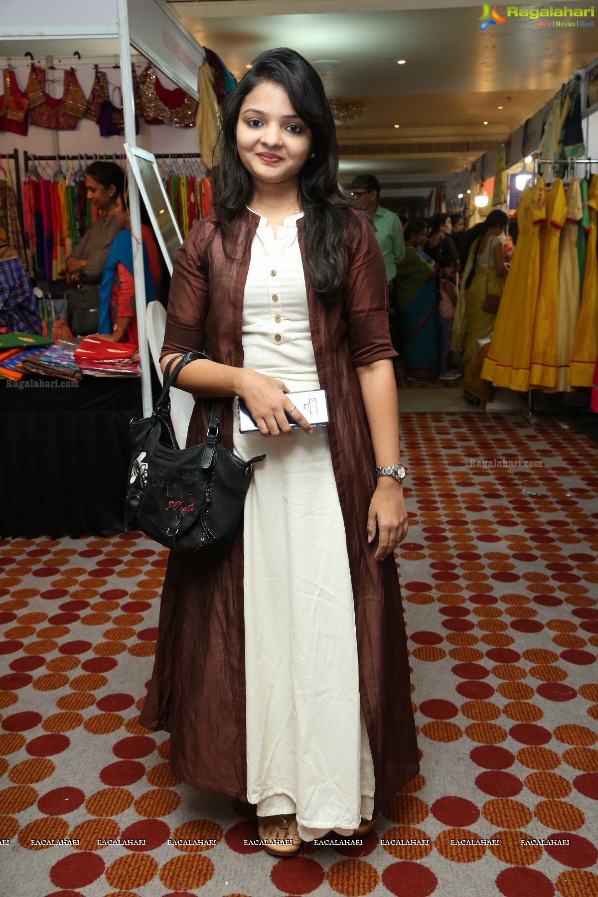 Socialite Radhika Sriyu & TV Serial Actress Chaitra Inaugurate Trendz Expo at Taj Krishna, Banjara Hills