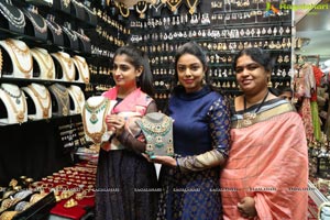 Trendz Expo Begins at Taj Krishna