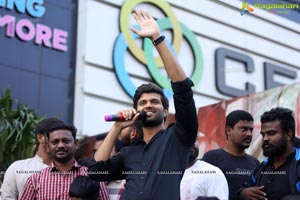 Vijaya Devarakonda Launches Festival Sale at KLM