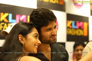 Vijaya Devarakonda Launches Festival Sale at KLM