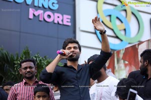 Vijaya Devarakonda Launches Festival Sale at KLM