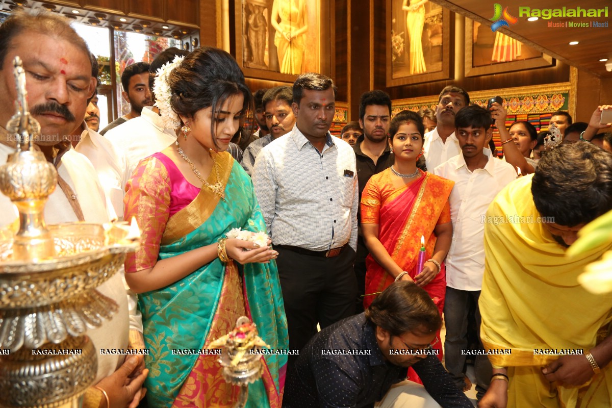 Anupama Parameswaran Inaugurates Kanchipuram VRK Silks at Vanasthalipuram, Hyderabad