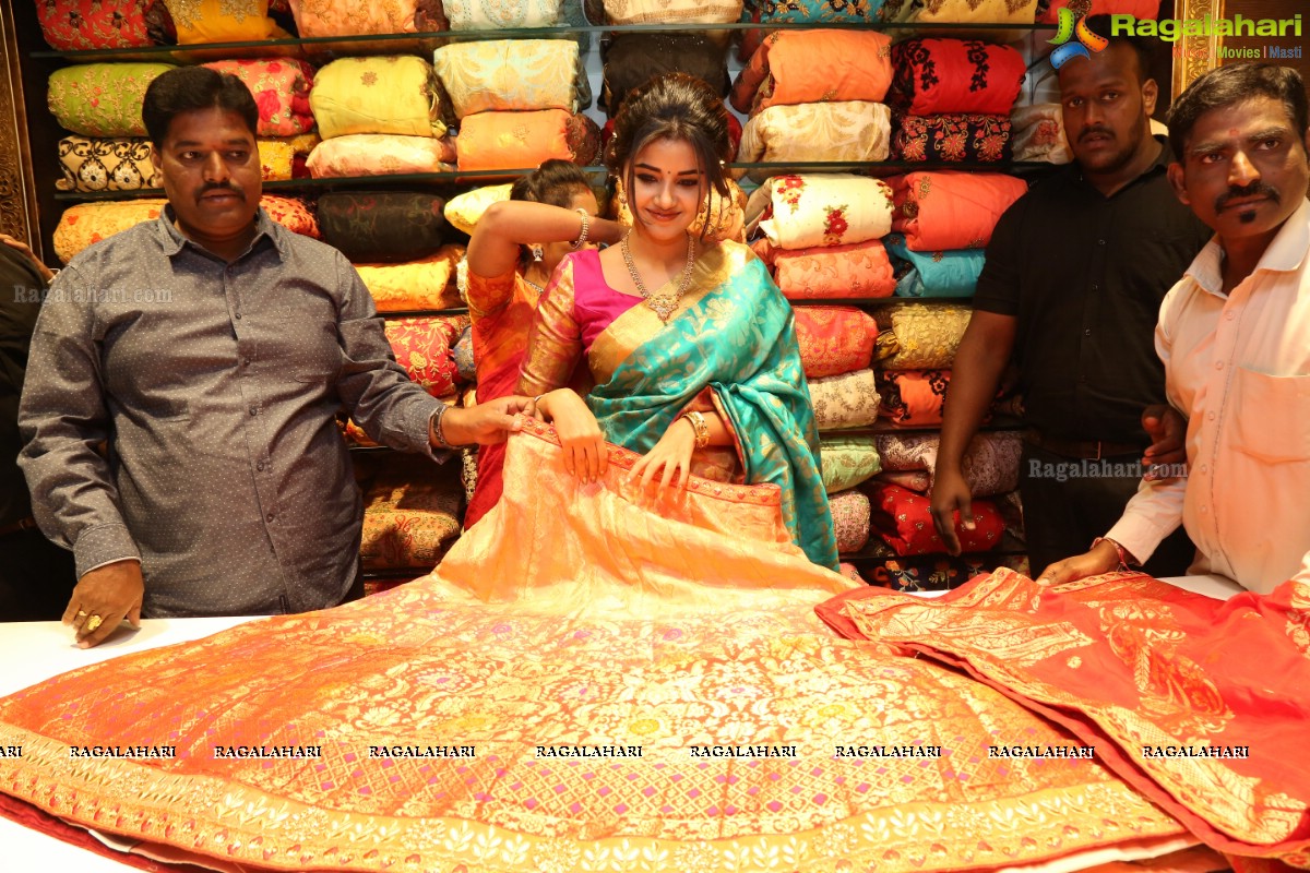 Anupama Parameswaran Inaugurates Kanchipuram VRK Silks at Vanasthalipuram, Hyderabad