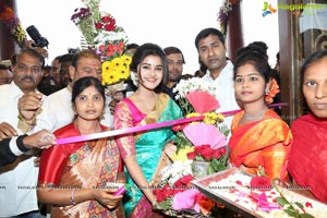 Anupama Parameswaran Inaugurates Kanchipuram VRK Silks