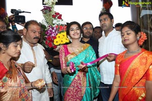 Anupama Parameswaran Inaugurates Kanchipuram VRK Silks