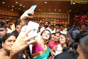 Anupama Parameswaran Inaugurates Kanchipuram VRK Silks