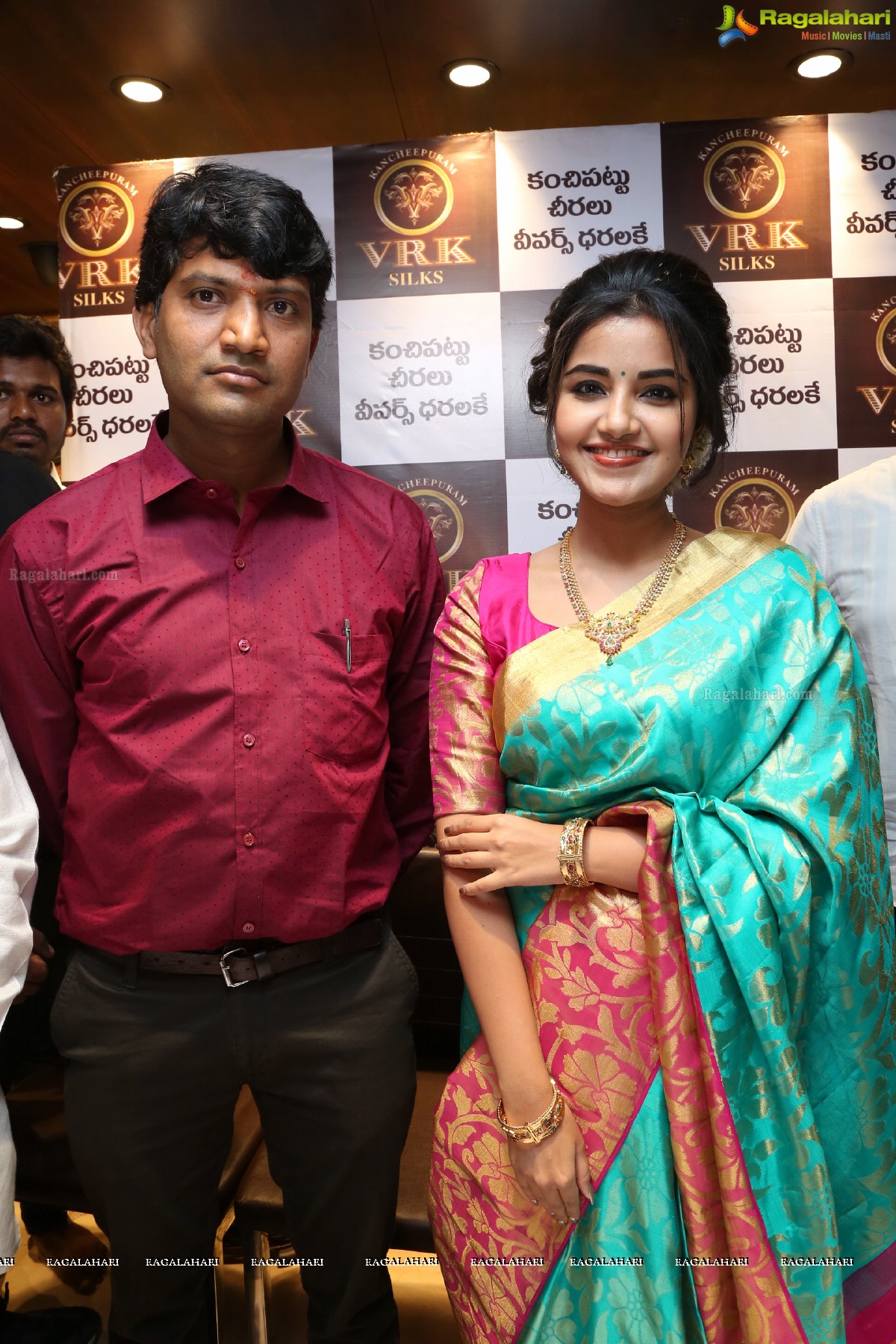 Anupama Parameswaran Inaugurates Kanchipuram VRK Silks at Vanasthalipuram, Hyderabad