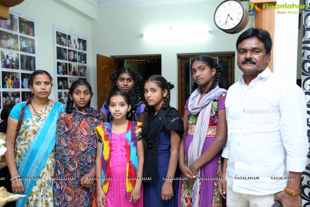 Actor Suman Inaugurates Vsl Visual International Art Academy @ Banjara Hills