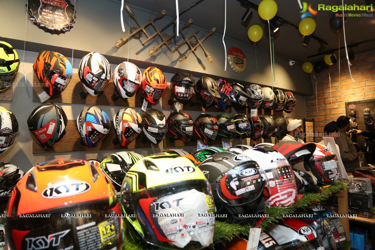 Zeus Motorcycle Gear Opens Its New Store at Madhapur in Hyderabad