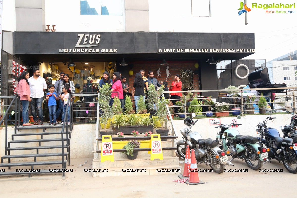 Zeus Motorcycle Gear Opens Its New Store at Madhapur in Hyderabad