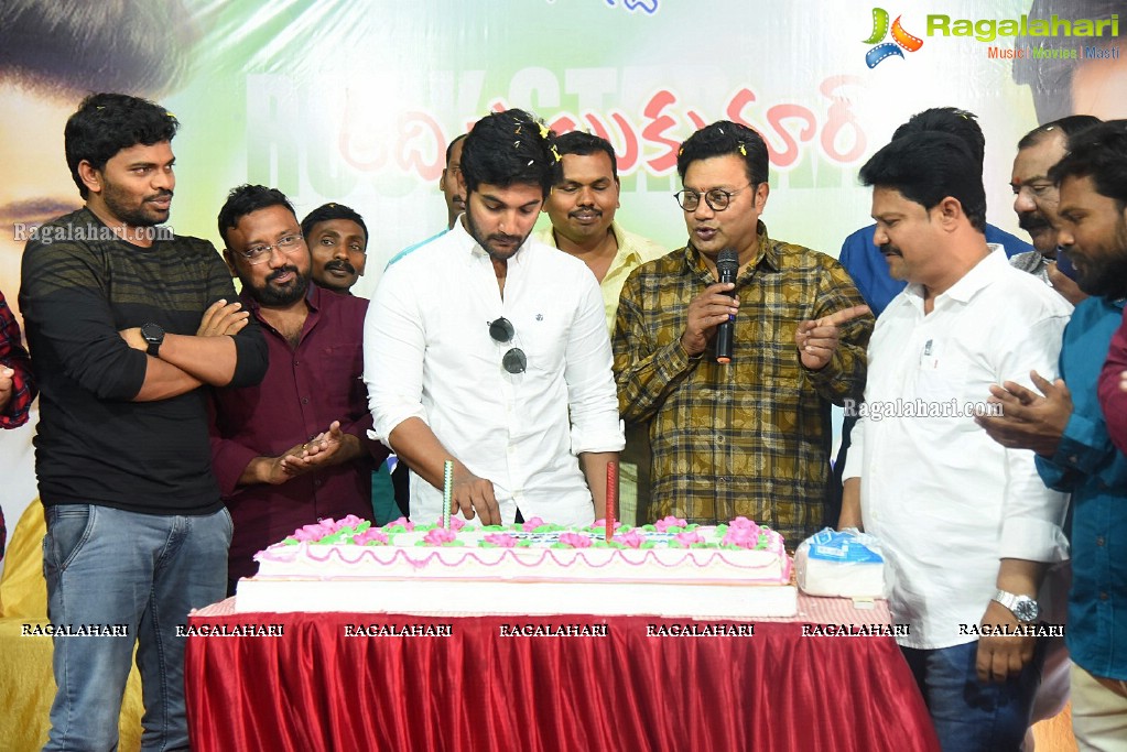 Aadi Saikumar Celebrates Birthday With Fans