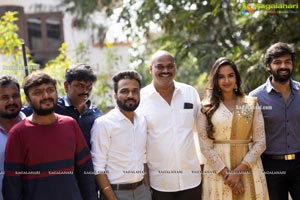 Katha Kanchiki Manam Intiki Movie Opening