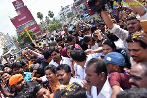 Prathi Roju Pandage Team Bus Tour In Vizag