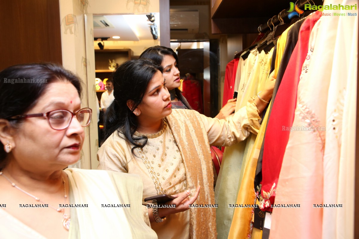 Anushree Patodi and Anjani Shah's Anushree Patodi Boutique Pre Launch Party