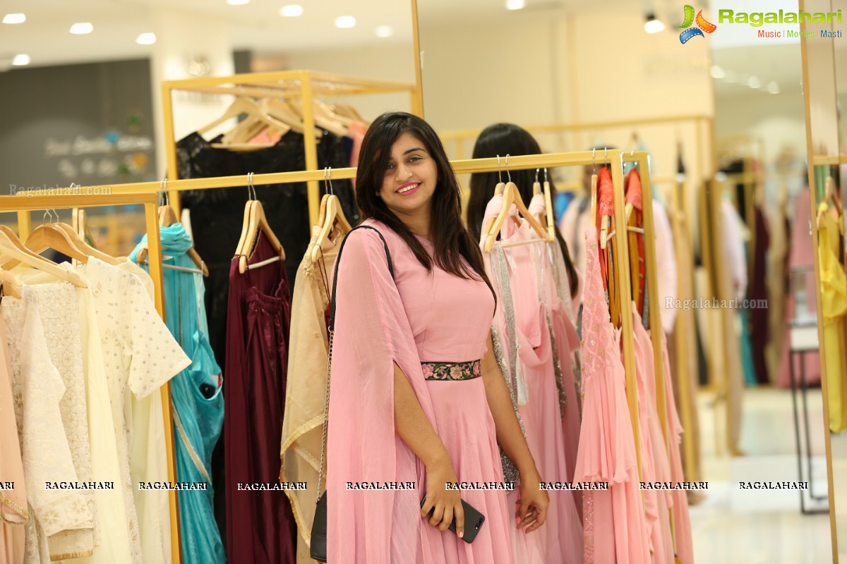 Atelier Fashion Showcase at Sarath City Mall