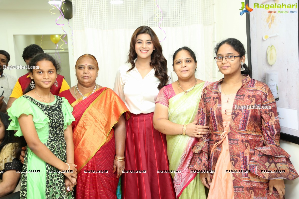 BeYou Family Salon Launch at Narsaraopet by Actress Yamini Bhaskar