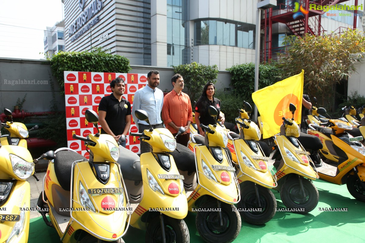 Bounce, India’s First Dockless Scooter Sharing Service Launches 2000 Scooters in Hyderabad