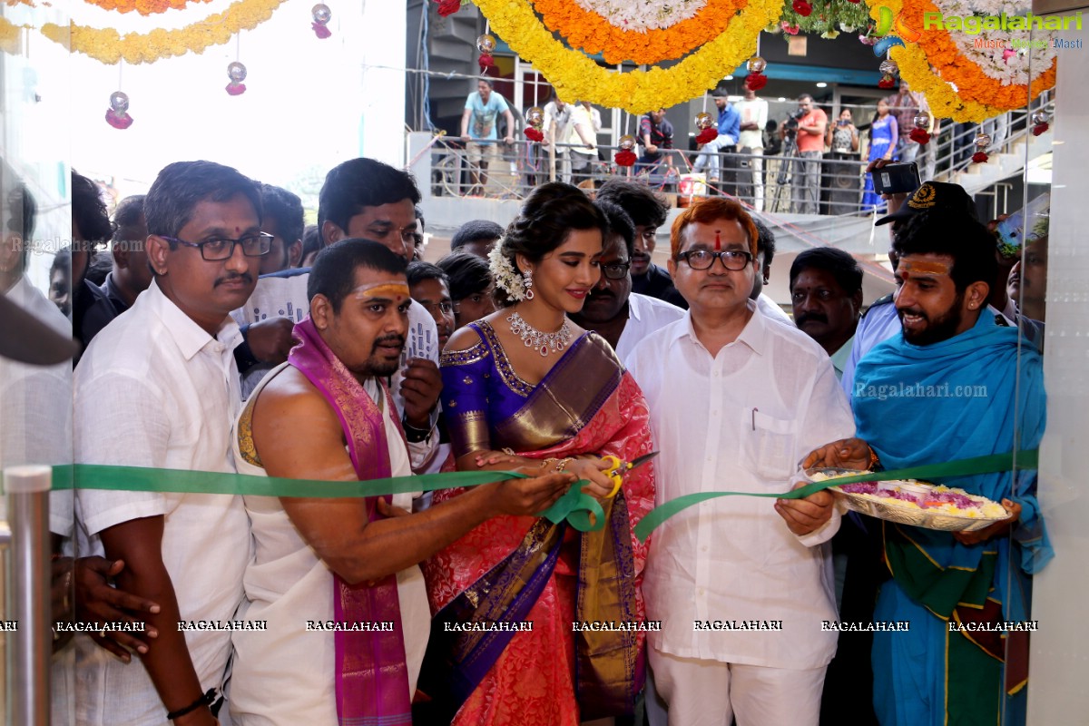 Nabha Natesh Launches Chandana Brothers Shopping Mall at Jangareddigudem In AP