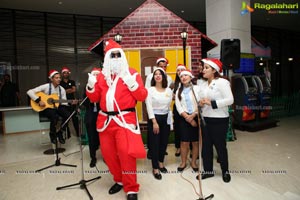 Christmas Tree Lighting Ceremony at Novotel