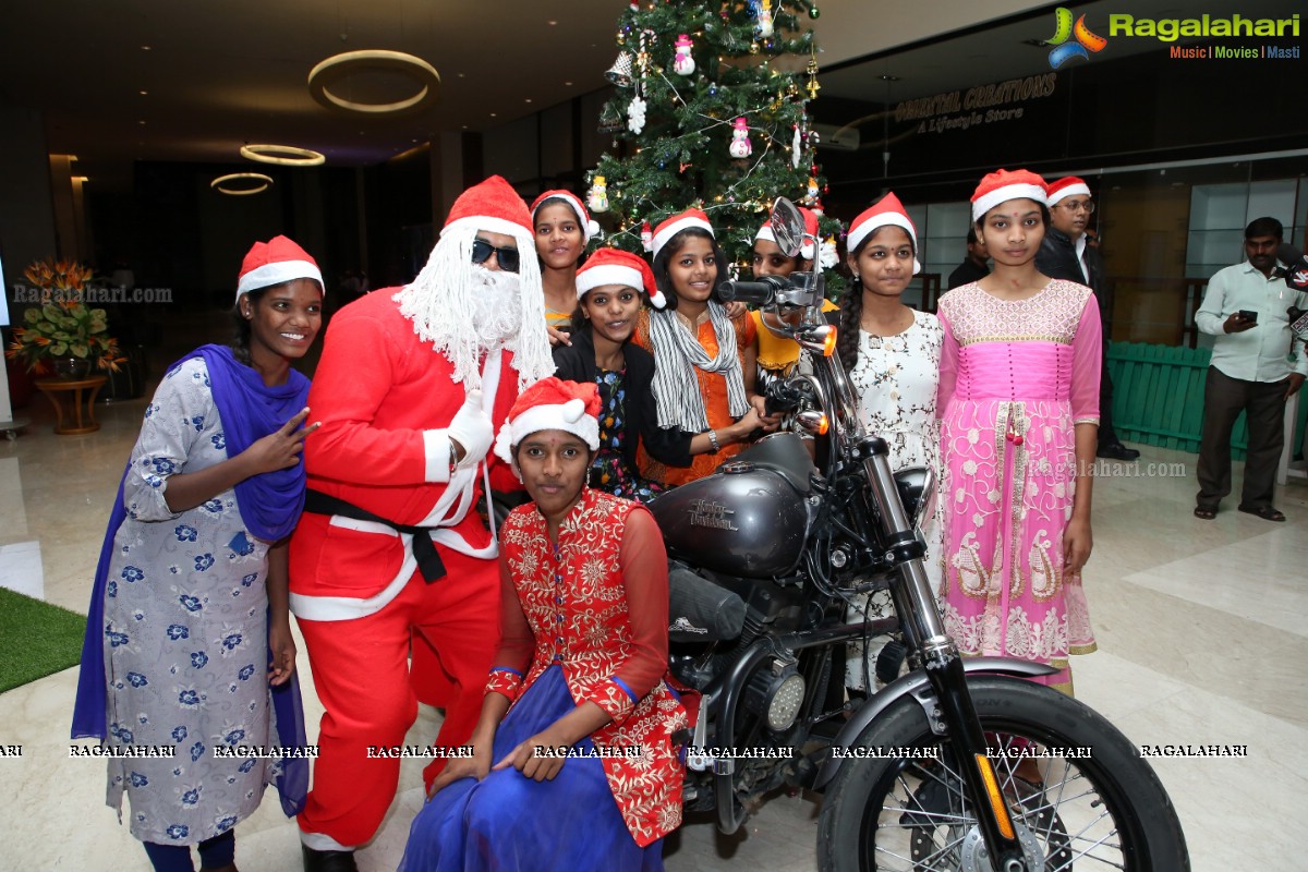 Novotel Hyderabad Airport Hosts a Christmas Tree Lighting Ceremony