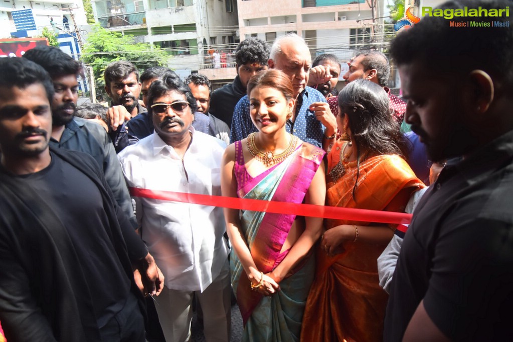 Kajal Agarwal Launches Vidhatri Shopping Mall at Vijayawada