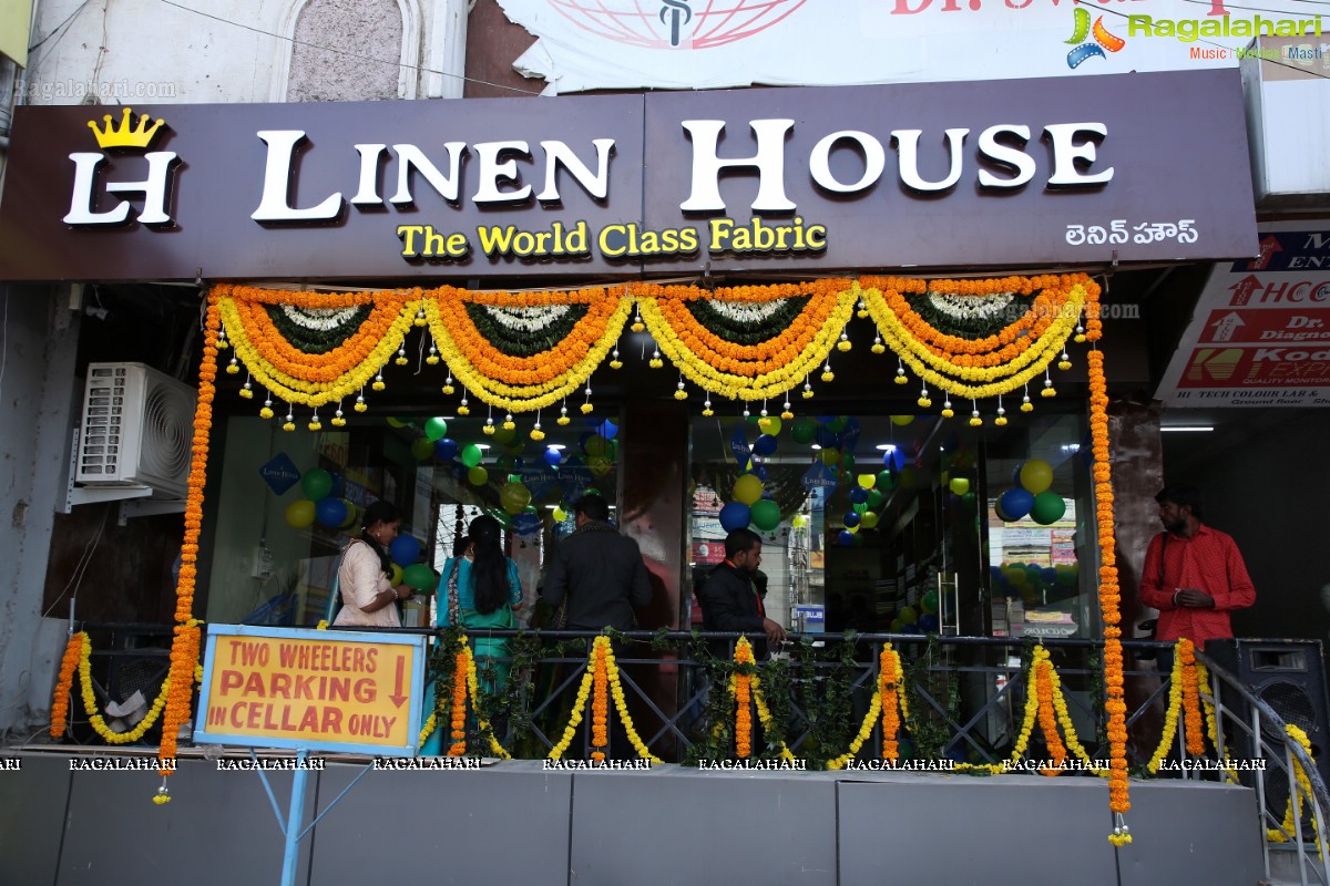 Linen House Inaugurated by Nabha Natesh at Dilsukhnagar