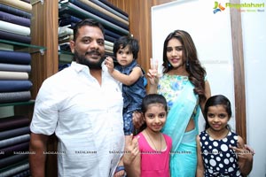 Nabha Natesh Inaugurated Linen House