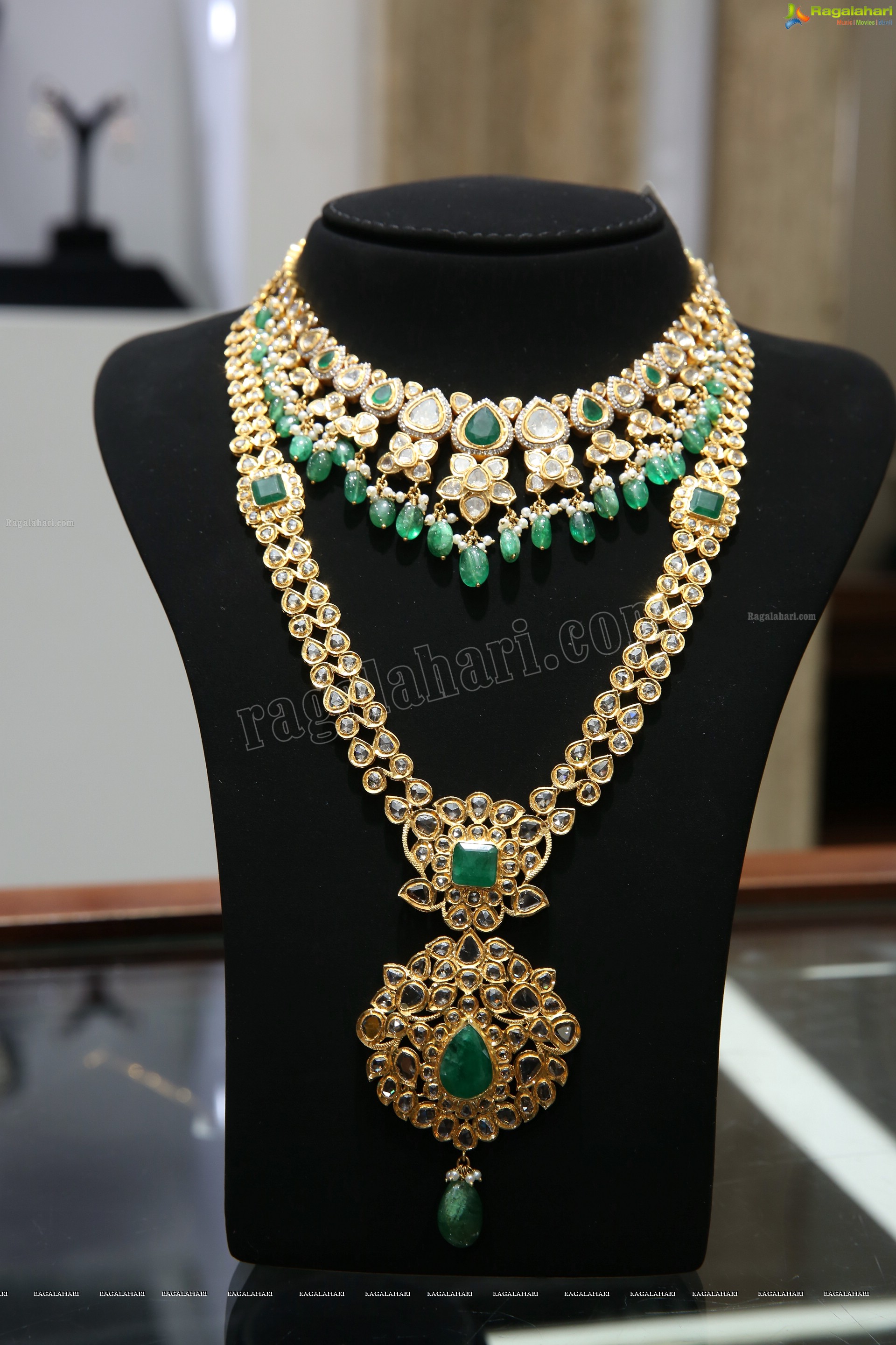 Malbar Gold & Diamonds ‘Mine’ Diamond Jewellery Showcase at Mehdipatnam Store