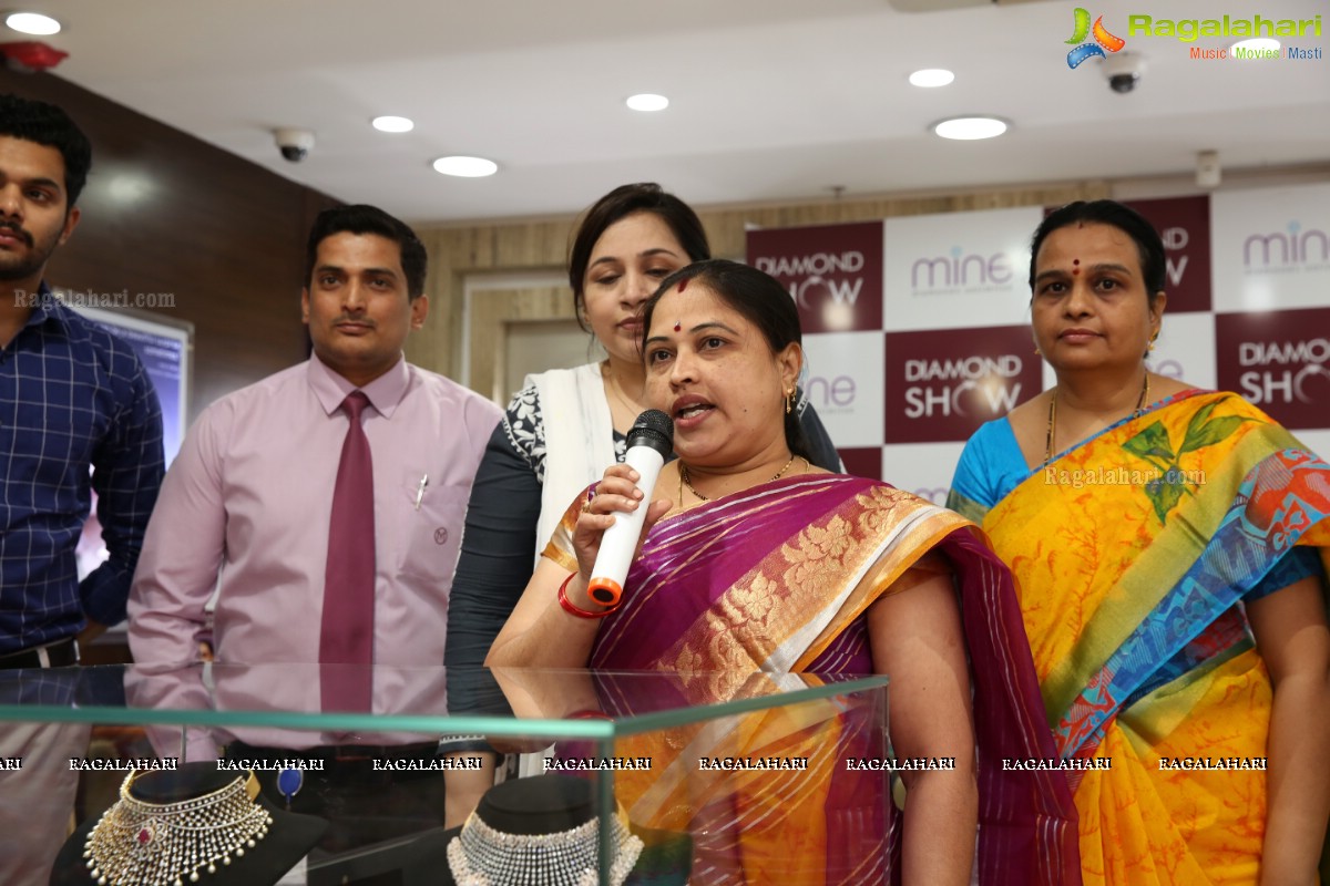 Malabar Gold & Diamonds ‘Mine’ Diamond Jewellery Show at Mehdipatnam Store